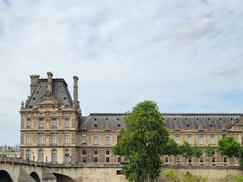 Louvre