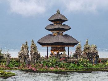 Ulun Danu temple