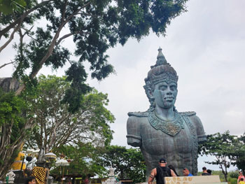 Garuda Wisnu Kencana park